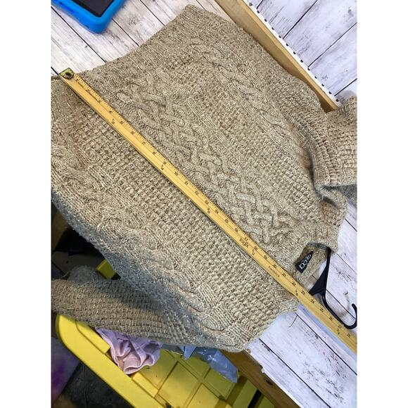 Authentic Vintage Gucci Made in Italy Oversized Cable Knit Sweater - Picture 4 of 6